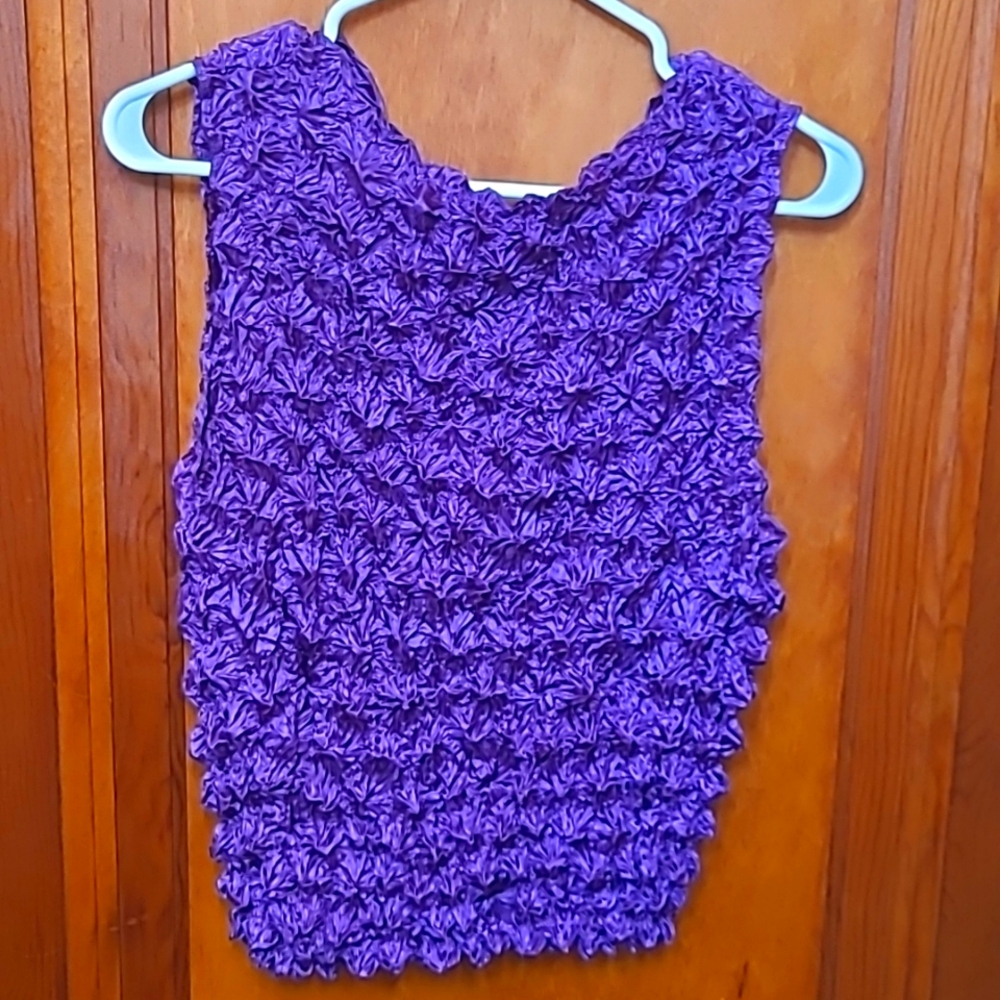 Woman's crepe tank top